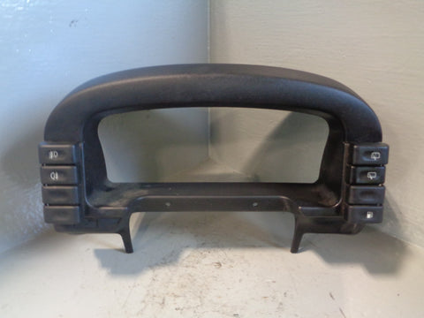 Discovery 2 Instrument Surround Speedo in Black Land Rover 1998 to 2004 R05035
