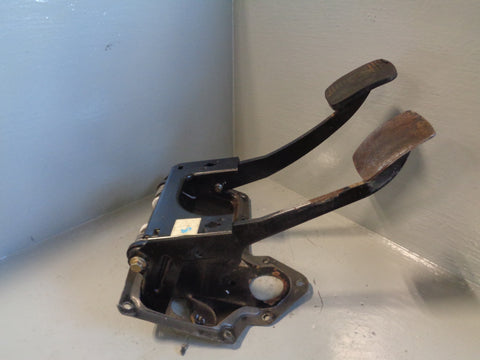 Discovery 2 Pedal Set Manual Clutch Brake 2.5 TD5 Land Rover 1998 to 2004 R05035
