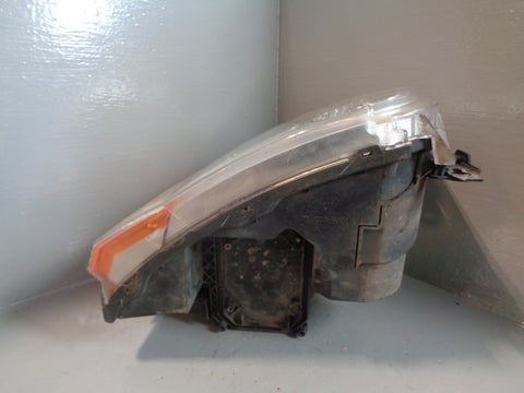 Discovery 3 Headlight Off Side Halogen XBC500262 Land Rover 2004 to 2009