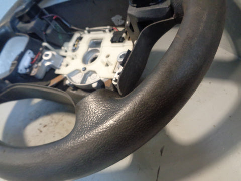 Discovery 2 Steering Wheel Land Rover Black Leather with Horn Buttons R05035