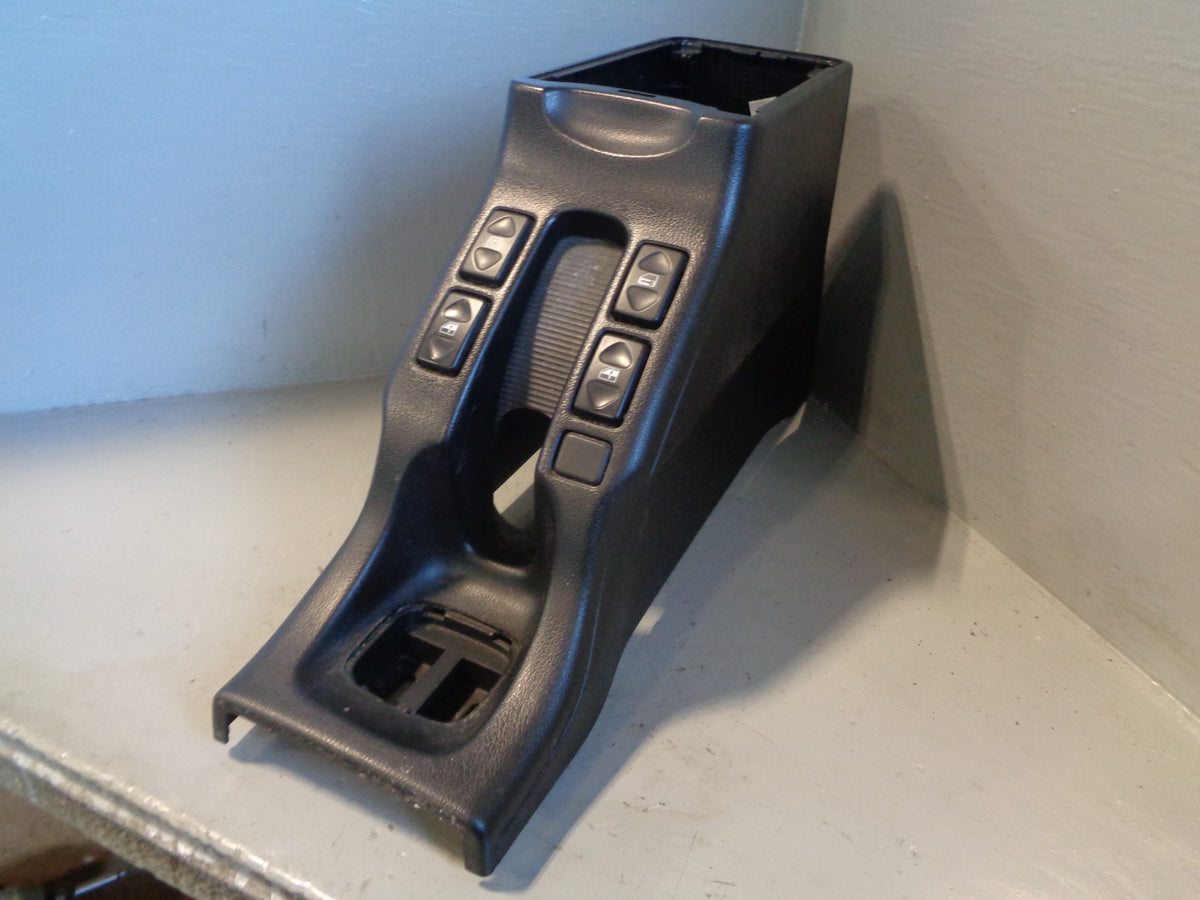 Freelander 1 Centre Console in Black with Switches FHM101400 1998 to 2006 L15055