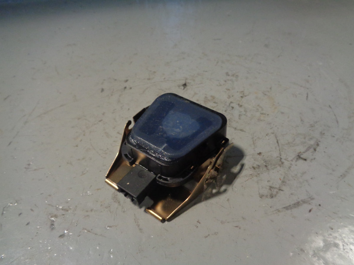 Range Rover L405 Windscreen Rain Sensor CPLA-17D547-AE 2013 to 2017