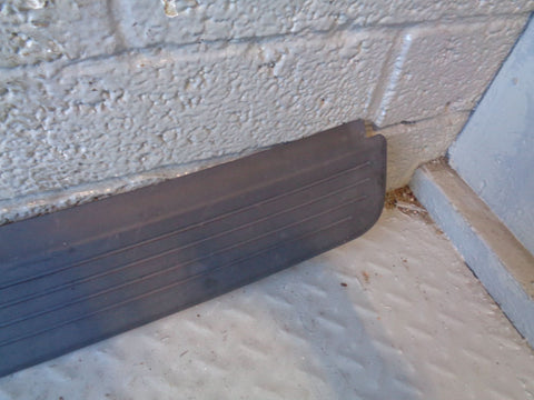 Range Rover L322 Bumper Rear Top Scuff Plate Panel Trim 7003565 2002 to 2009