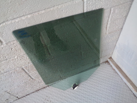Range Rover Sport Glass Rear Door Window Near Side Tinted 2005 to 2009 L14045