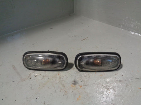 Freelander 1 Indicator Side Repeaters Pair Clear Land Rover 1998 to 2006