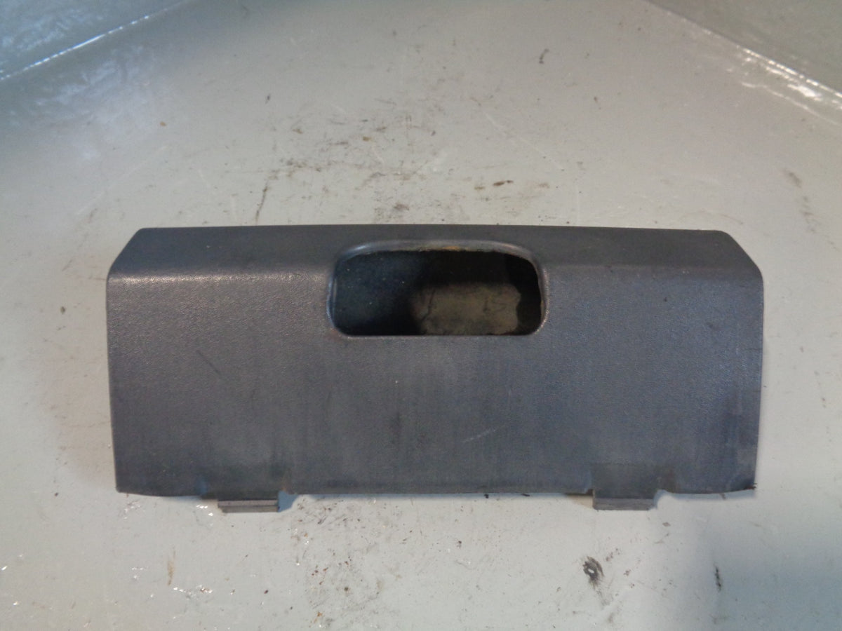 Range Rover L322 Front Bumper Tow Eye Cover 2002 to 2009