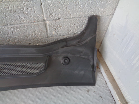 Discovery 4 Scuttle Panel JAG500012 Windscreen Trim Land Rover 2009 to 2016