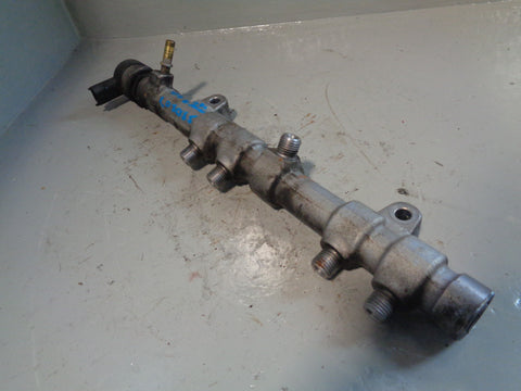 Range Rover L322 TDV8 4.4 Fuel Rail AL3Q-9D280-HC Off Side Right 2010 to 2013