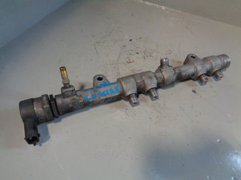Range Rover L322 TDV8 4.4 Fuel Rail AL3Q-9D280-HC Off Side Right 2010 to 2013