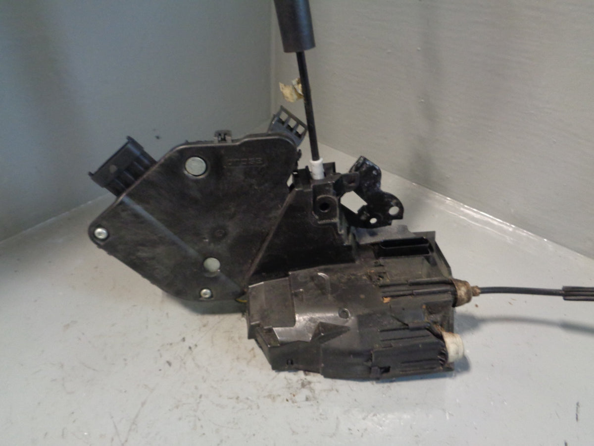 Range Rover L405 Door Lock Actuator Solenoid Near Side Front Left 2013 to 2017