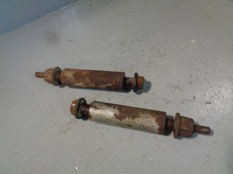 Discovery 3 Tow Bar Chassis Bolts x 2 Land Rover 2004 to 2009