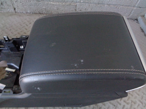 Range Rover Evoque Centre Console Ebony Black Arm Rest L538 2011 to 2018 L18065