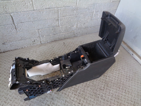 Range Rover Evoque Centre Console Ebony Black Arm Rest L538 2011 to 2018 L18065
