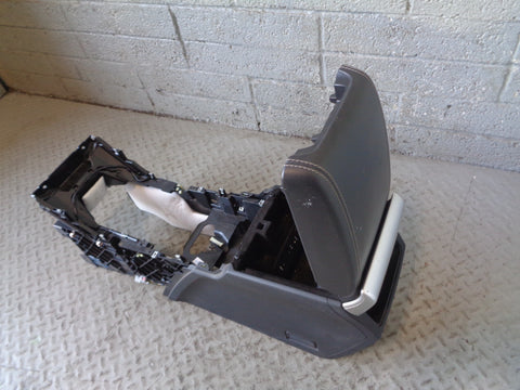Range Rover Evoque Centre Console Ebony Black Arm Rest L538 2011 to 2018 L18065
