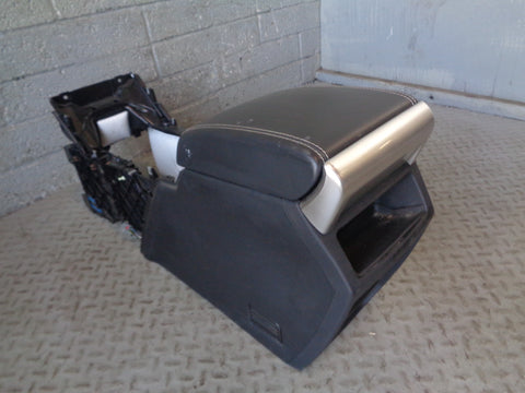 Range Rover Evoque Centre Console Ebony Black Arm Rest L538 2011 to 2018 L18065