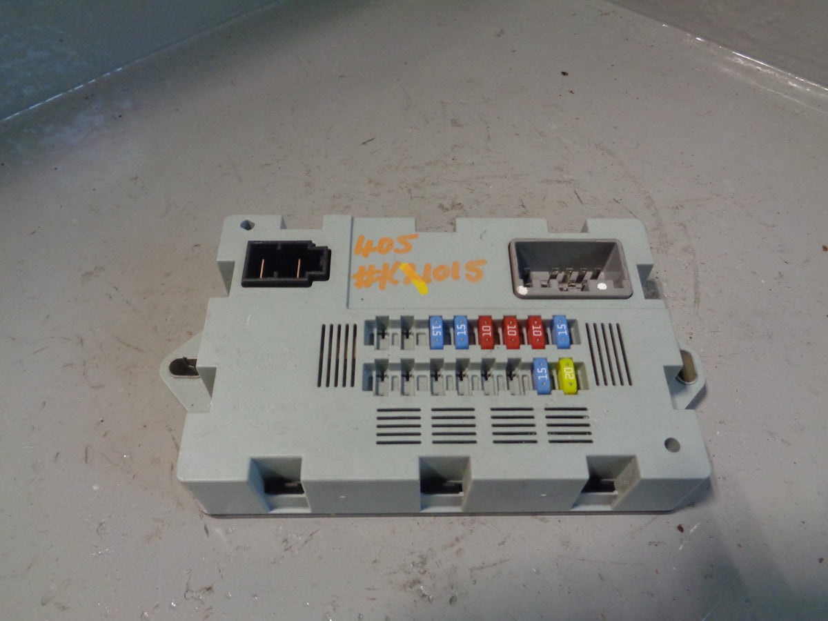 Range Rover L405 Fuse Box Rear Assembly CPLA-14Q073-AA 2013 to 2017