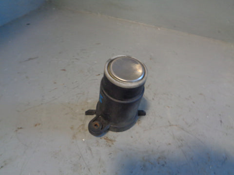Range Rover Sport Tailgate Release Switch Button Land Rover 2005 to 2013 Silver