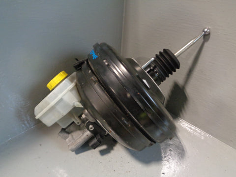 Porsche Cayenne 958 92A Brake Master Cylinder and Servo 3.0 V6 TDi 7P0.612.101.B