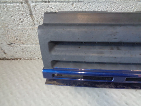 Discovery 1 Front Grille 300TDi LRC 965 Biarritz Blue Land Rover 1994 to 1998