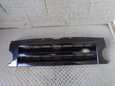Discovery 3 Grille Front Java Black 697 Land Rover 2004 to 2009 L11035