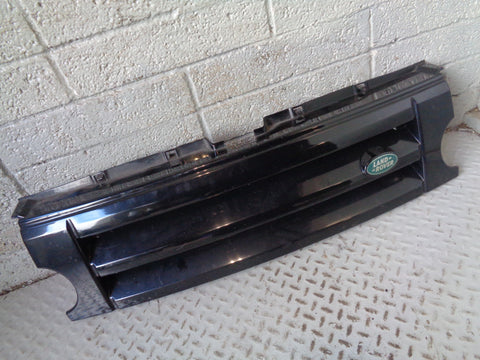 Discovery 3 Grille Front Java Black 697 Land Rover 2004 to 2009 L11035