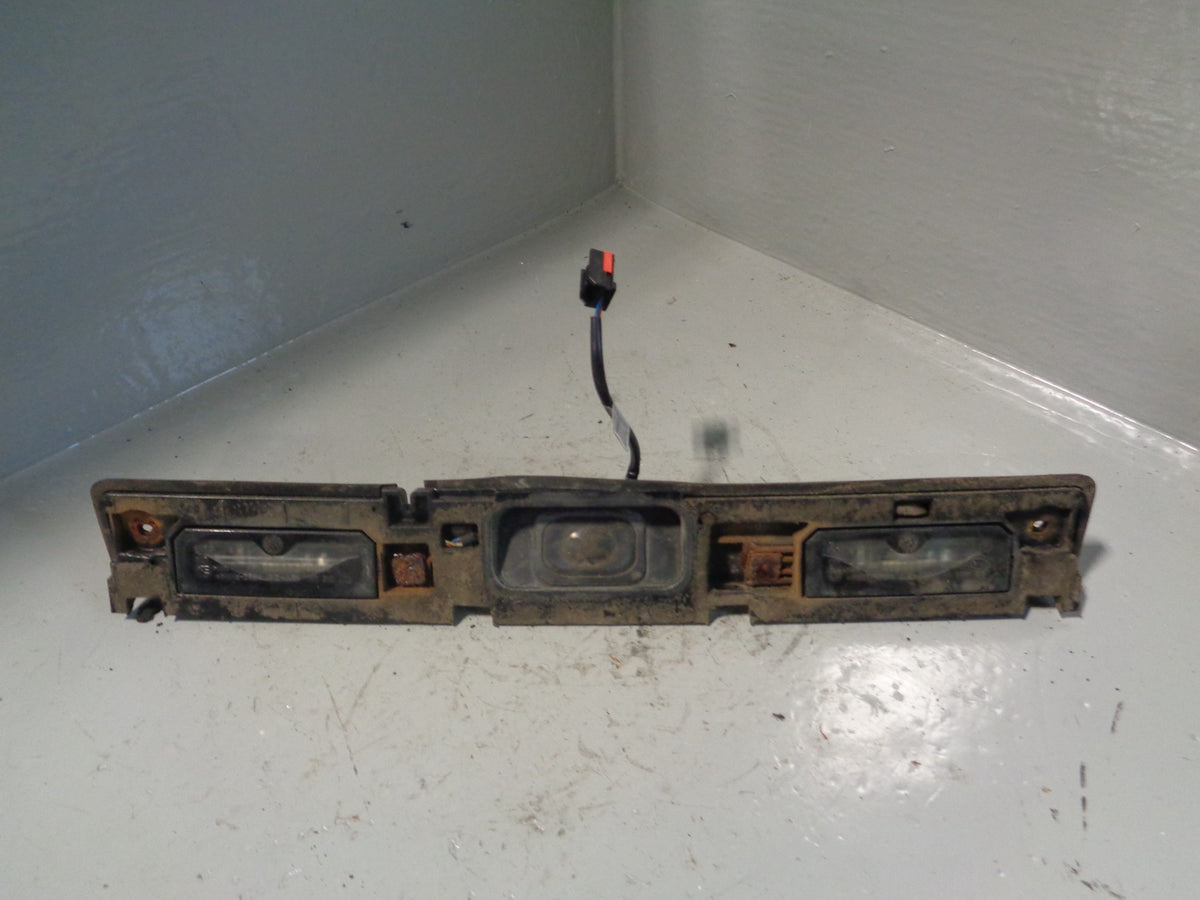 Range Rover L405 Tailgate Handle Release and Number Plate Lights 2013 to 2017