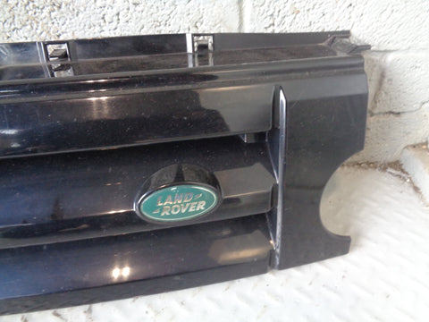 Discovery 3 Grille Front Java Black 697 Land Rover 2004 to 2009 L11035