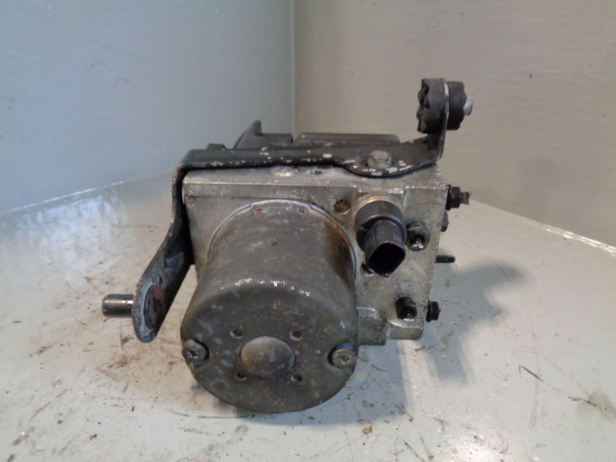 Range Rover L322 ABS Pump Modulator ECU 34.51-6 758 835 2002 to 2006