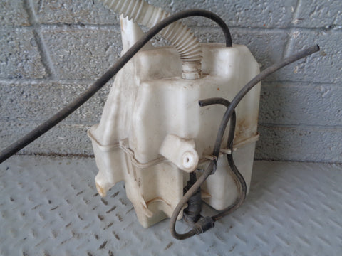 Freelander 2 Washer Bottle Windscreen and One Pump Land Rover 2006 to 2015