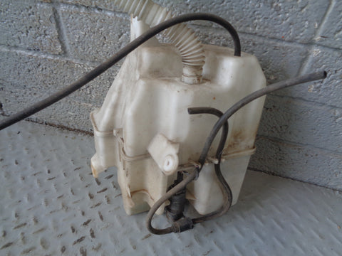 Freelander 2 Washer Bottle Windscreen and One Pump Land Rover 2006 to 2015