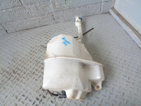 Freelander 2 Washer Bottle Windscreen and One Pump Land Rover 2006 to 2015