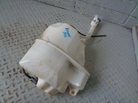 Freelander 2 Washer Bottle Windscreen and One Pump Land Rover 2006 to 2015