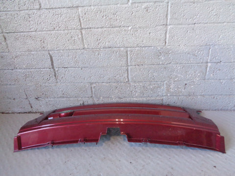 Discovery 3 Grille Front Alveston Red Land Rover 2004 to 2009 L19055