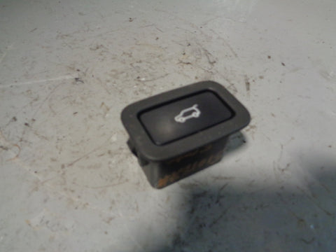 Range Rover L405 Powered Tailgate Release Switch Upper 2013 to 2017