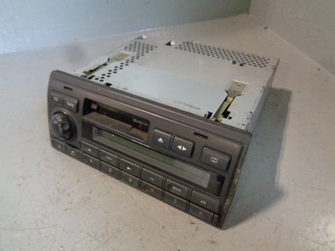 Discovery 2 Stereo Head Unit Radio Cassette Player XQD000110LNF Spares R30044