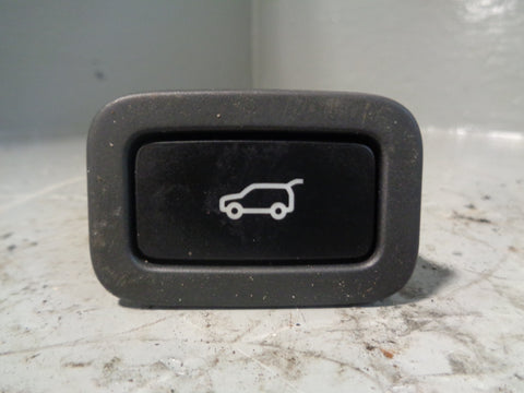 Range Rover L405 Powered Tailgate Release Switch Upper 2013 to 2017