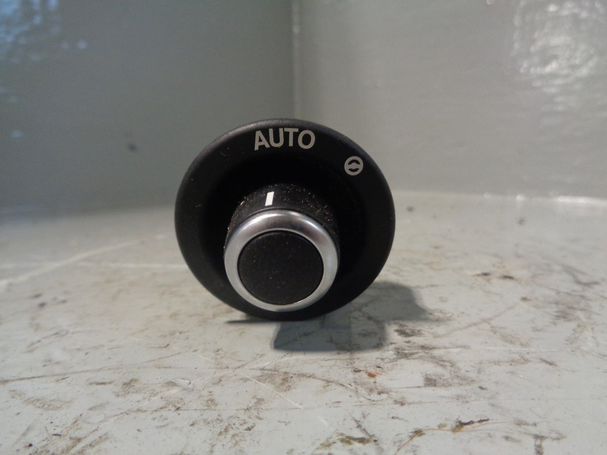 Range Rover L405 Electric Steering Column Adjustment Switch CPLA-6465-BA