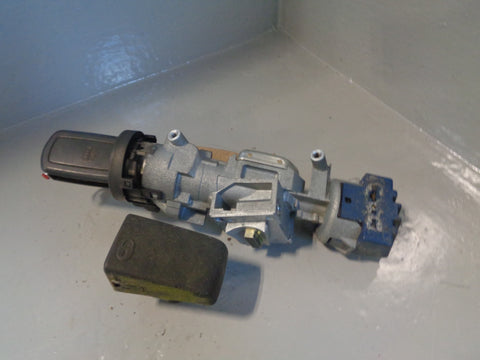 Discovery 3 Lock Set Ignition Barrel Lock with 1 x Key Fob Land Rover L19055