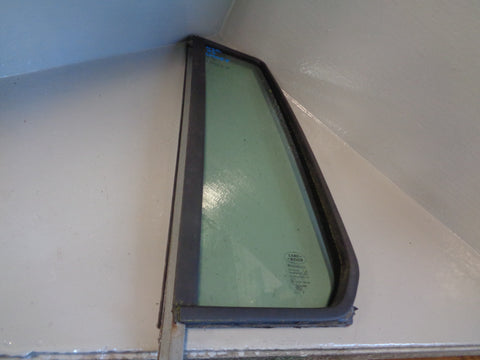 Discovery 3 Window Glass Door Near Side Rear Quarter Land Rover Standard Tint