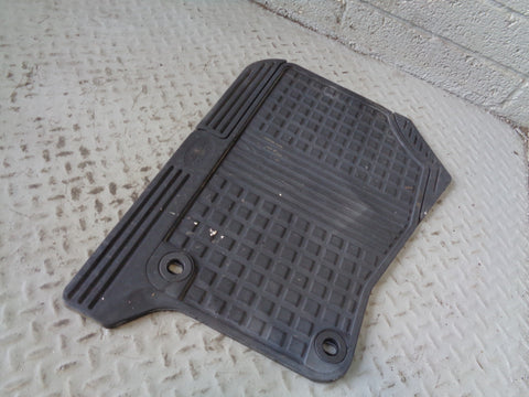 Discovery 3 Floor Mat Passenger Rubber Heavy Duty Land Rover Front Left L11035
