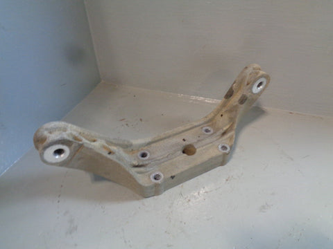 Freelander 2 TD4 Rear Diff Differential Bracket 6527110600 Land Rover