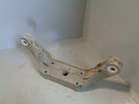 Freelander 2 TD4 Rear Diff Differential Bracket 6527110600 Land Rover