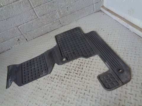 Discovery 3 Floor Mat Rear Right 2nd Row Rubber Heavy Duty Land Rover L11035