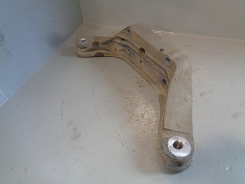 Freelander 2 TD4 Rear Diff Differential Bracket 6527110600 Land Rover