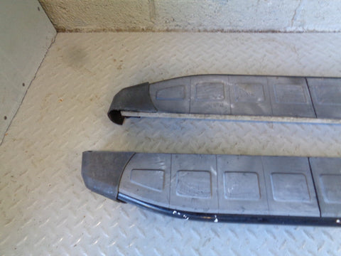 Discovery 3 Side Steps Pair Of Black Grey Land Rover 2004 to 2009 K18034