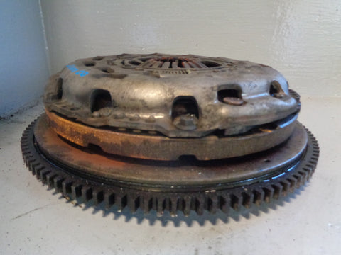 Discovery 3 Clutch Dual Mass Flywheel  2.7 TDV6 Land Rover 2004 to 2009 L11035