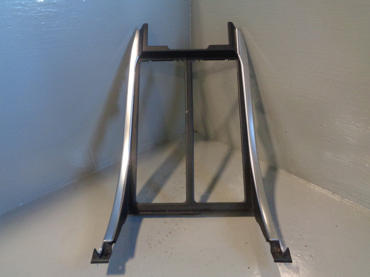 Range Rover Sport Centre Console Trim Surround in Silver and Black 2005 to 2013