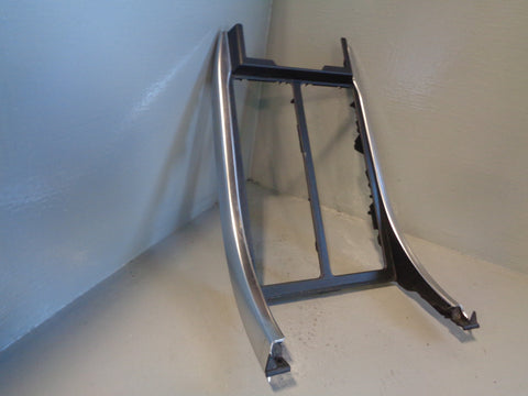 Range Rover Sport Centre Console Trim Surround in Silver and Black 2005 to 2013