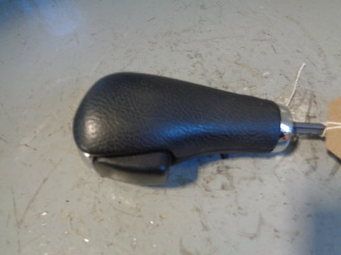 Range Rover Sport L320 Gear Knob in Black and Silver 2005 to 2013