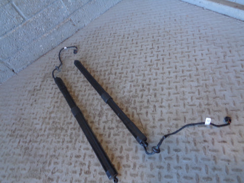 Range Rover L405 Electric Upper Tailgate Boot Actuator Struts Pair CPLA-70354-AD